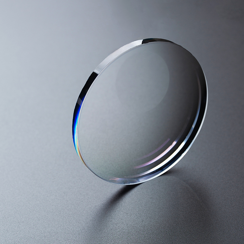 1.499، 1.56، 1.61، 1.67، 1.74 قمة مستديرة،قمة مسطحة ثنائية البؤرة غير مرئية UC،HC، HMC،SHMC